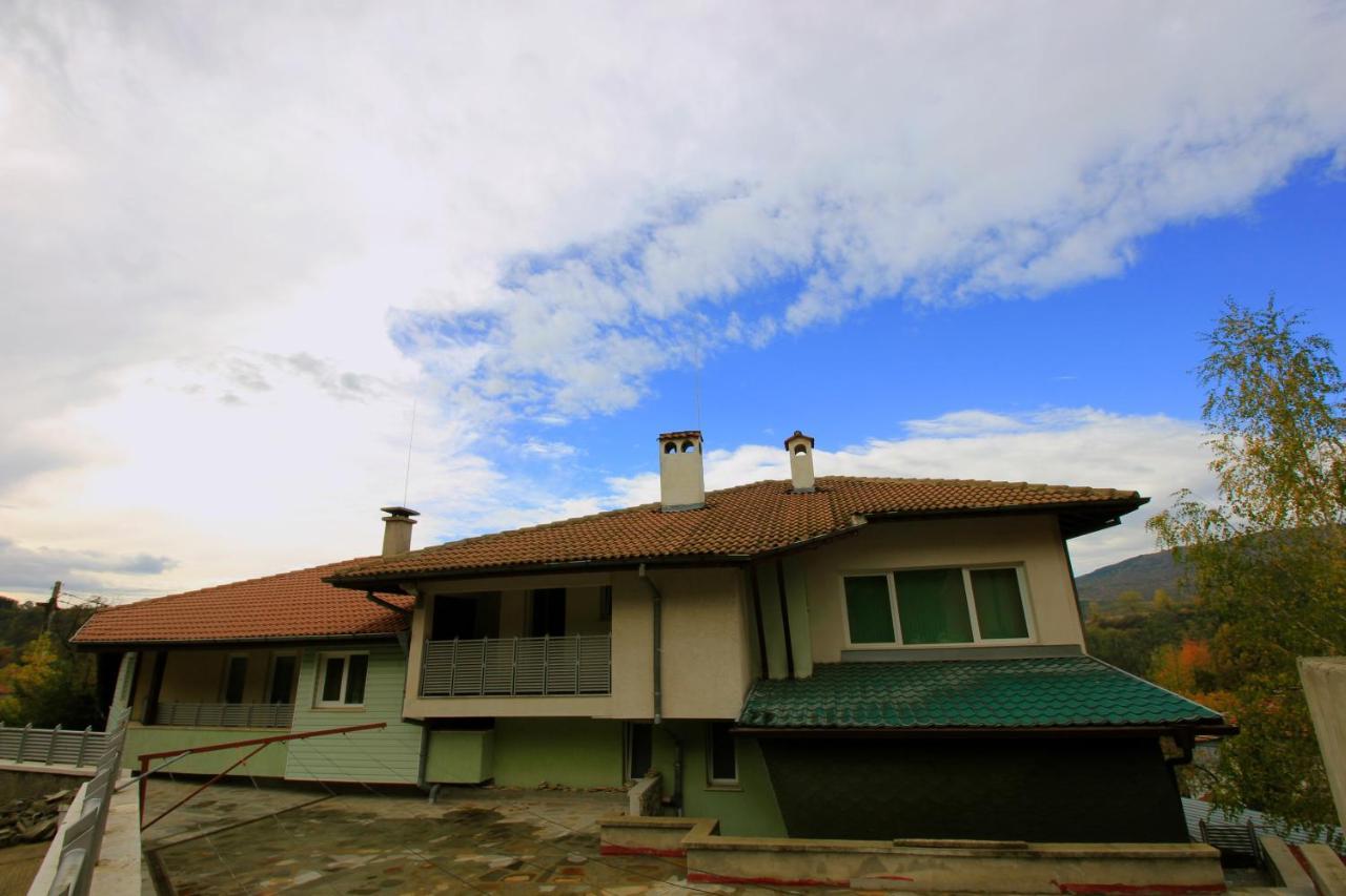Discret Hotel & Restaurant Vladaya المظهر الخارجي الصورة